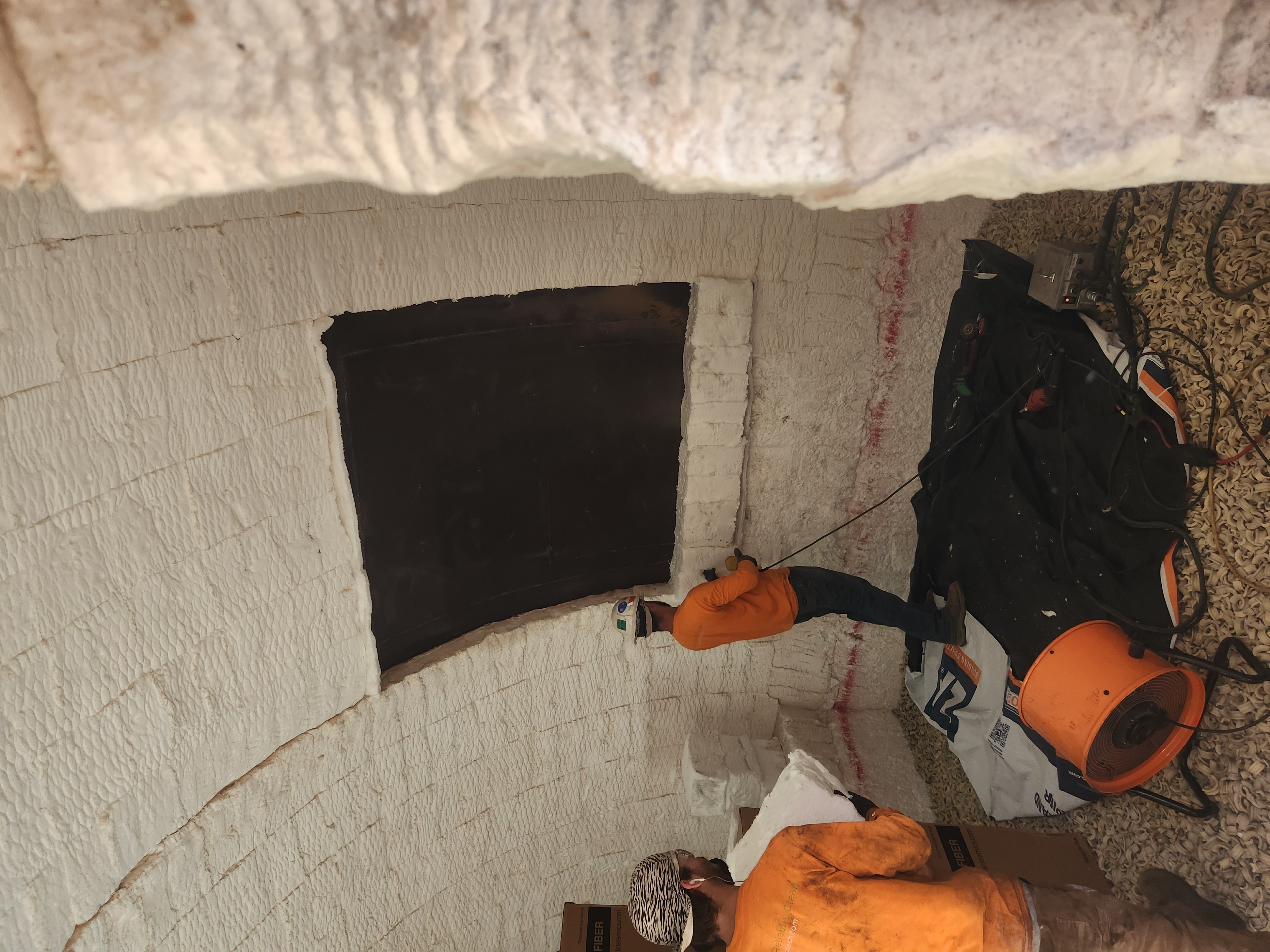 High-Temperature Vessel Insulation Relining